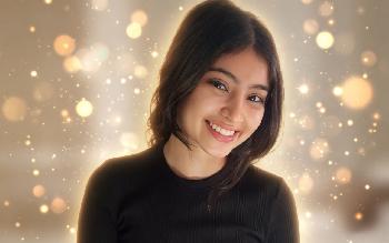 The Magical Smile of Sara Arjun - HD Wallpaper | Free Download | 4K Ultra HD
