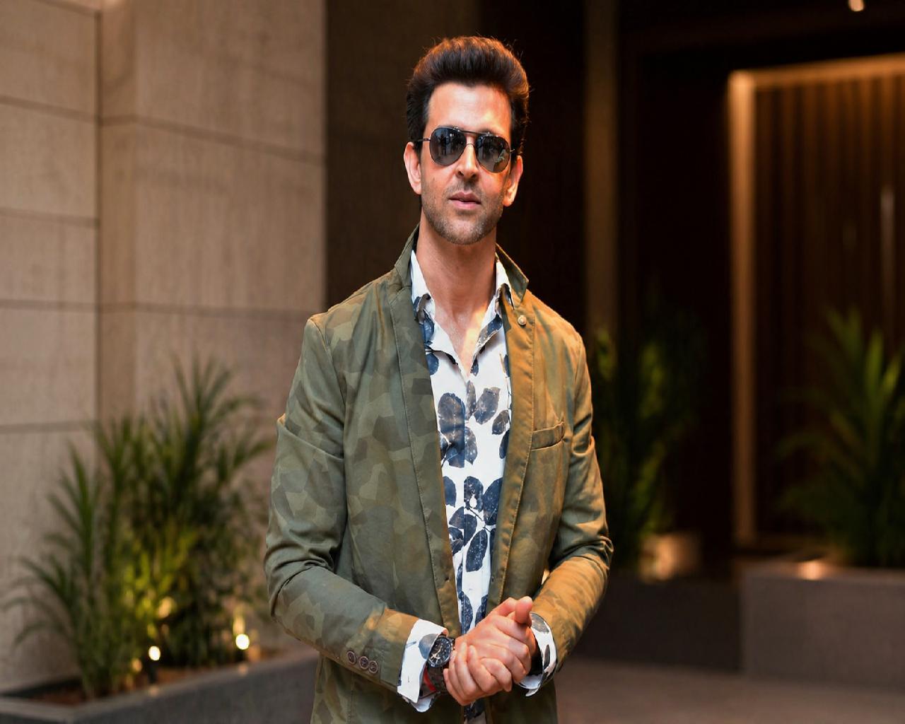 Hrithik sunglasses style 1280x1024