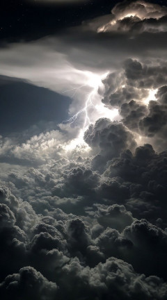 Thunderstorm lightning sky 240x432