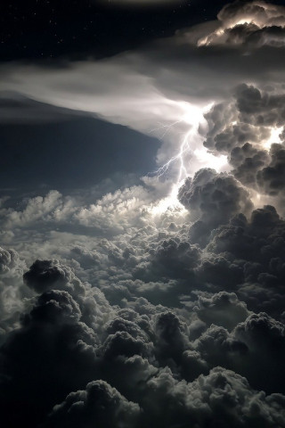 Thunderstorm lightning sky 320x480