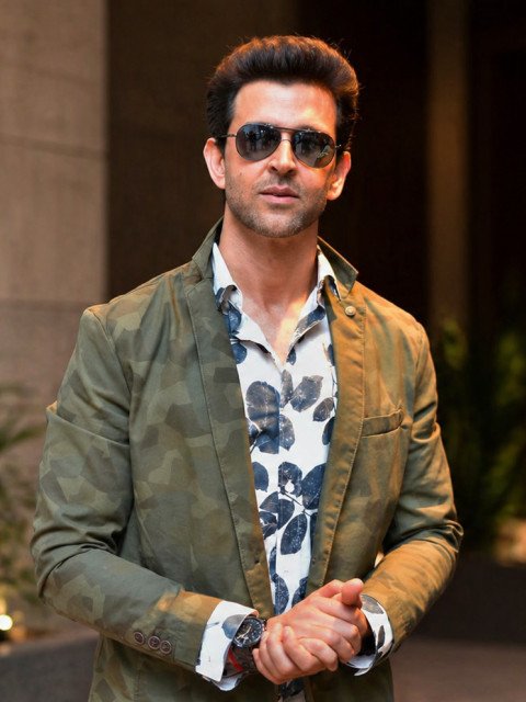 Hrithik sunglasses style 480x640